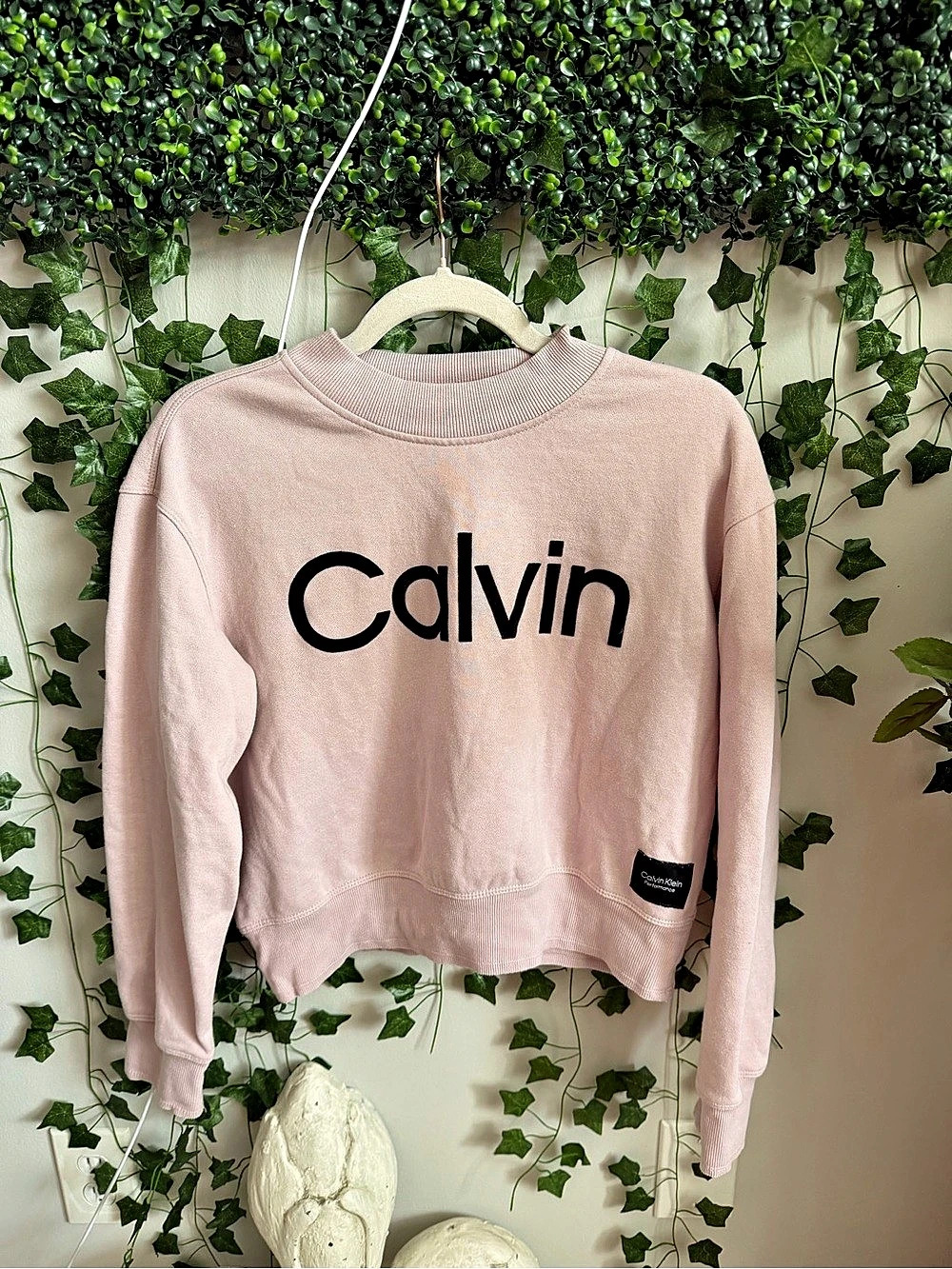 Calvin Klein Pink Crewneck Sweatshirt Like New